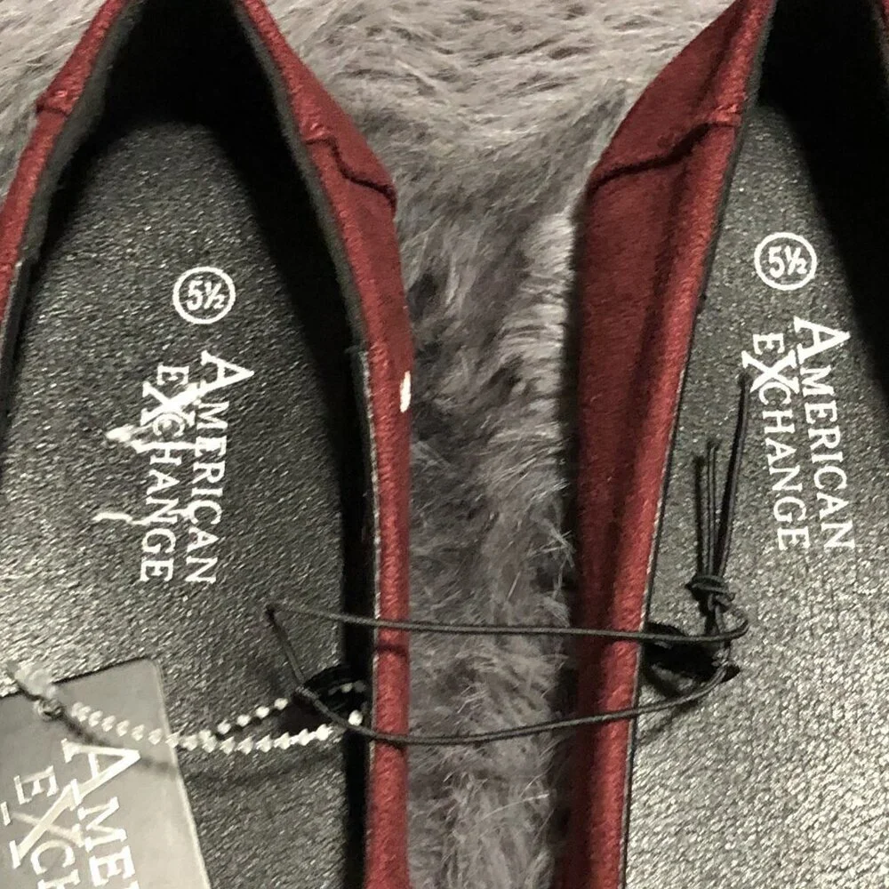 American Exchange Women's Burgundy Faux Suede Flats Eyelet Accents Size 5.5 NWT - Picture 3 of 5